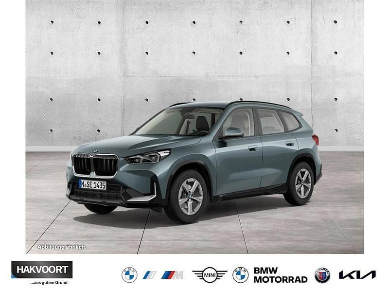 Cape york gruen Gebraucht 2022 BMW X1 Sport Line SUV | 29.470 € (Fairer Preis) - Bild 1/4