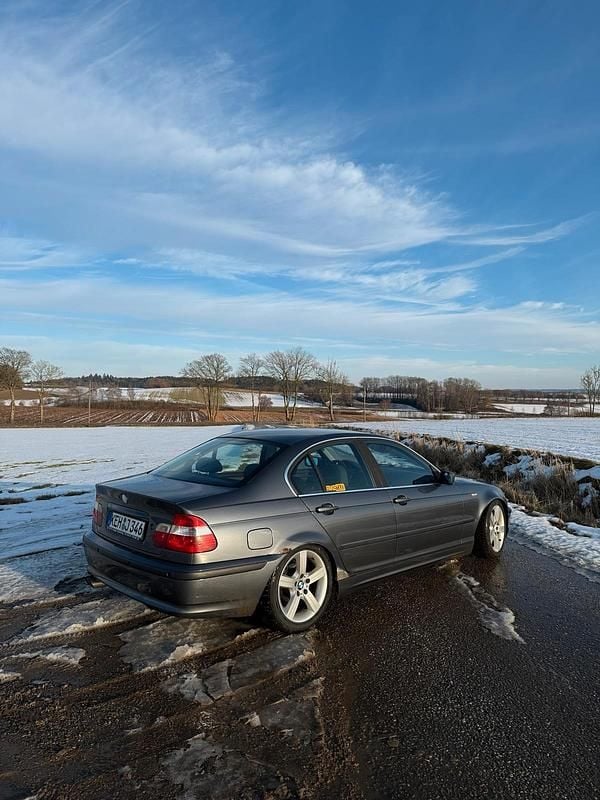 Gebraucht BMW 320 170 PS (125 kW) 2002 Grau Limousine