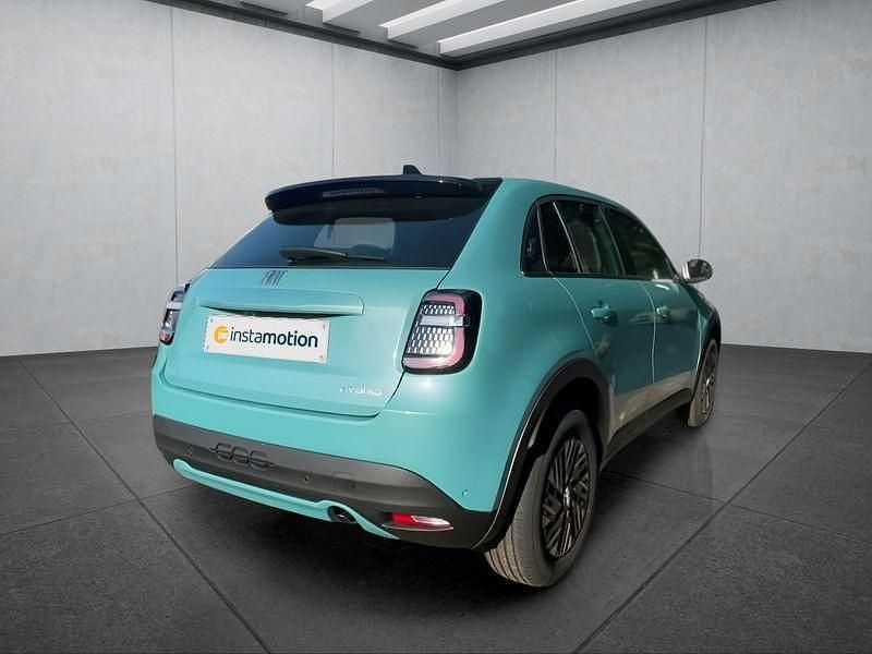 Neu Fiat 600 101 PS (74 kW) 2025 Blau Kleinwagen