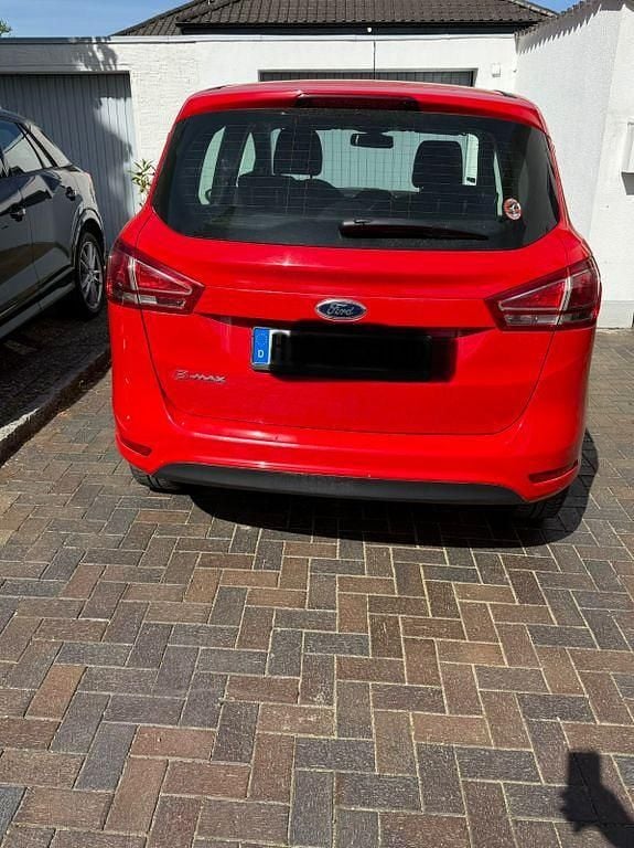 Gebraucht Ford B-MAX Titanium 105 PS (77 kW) 2015 Rot Van / Kleinbus