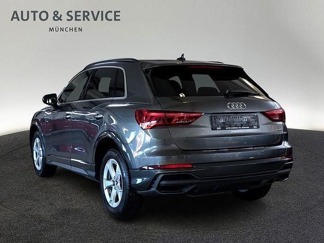 Gebraucht Audi Q3 Sport 150 PS (110 kW) 2022 Grau SUV