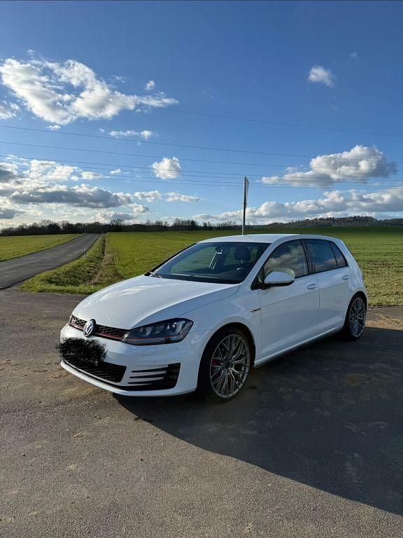 Gebraucht VW Golf VII GTI 230 PS (169 kW) 2015 Weiß Limousine