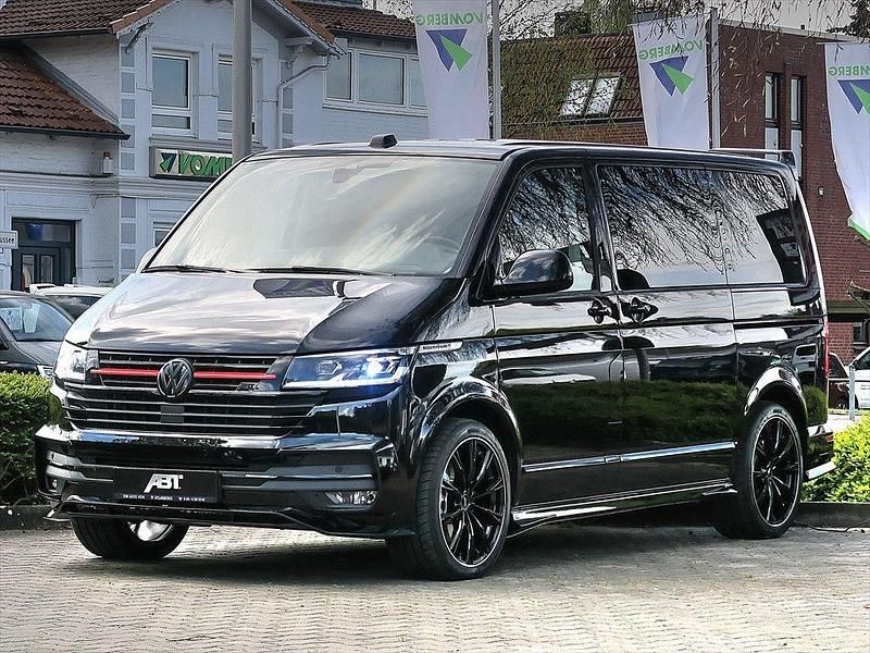 Gebraucht VW Multivan Highline 230 PS (169 kW) 2022 Schwarz Van