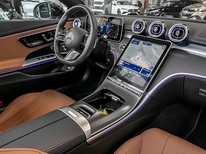 Gebraucht Mercedes CLE220 Premium 197 PS (144 kW) 2024 Weiß Cabrio