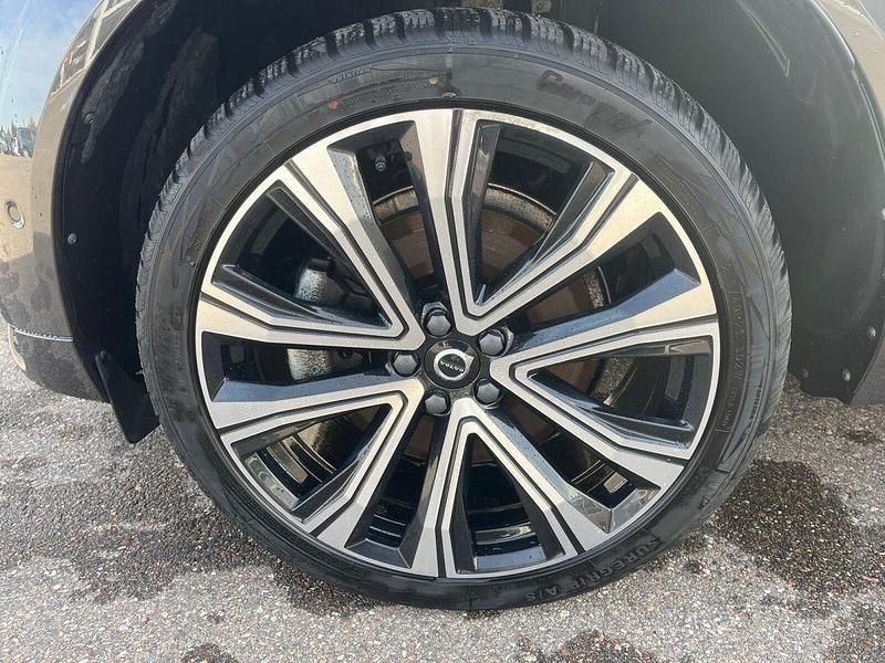 Grau metallic Gebraucht 2022 Volvo XC60 R-Design SUV | 40.490 € (Fairer Preis) - Bild 1/1