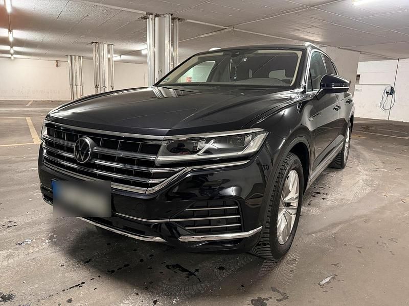Gebraucht VW Touareg Atmosphere 231 PS (169 kW) 2021 Schwarz SUV
