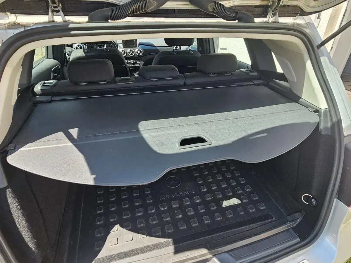 Gebraucht Mercedes B200 156 PS (114 kW) 2012 Grau Kleinwagen