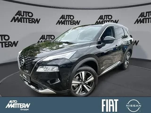Schwarz Gebraucht 2023 Nissan X-Trail Tekna SUV | 34.869 € (Guter Preis) - Bild 1/4