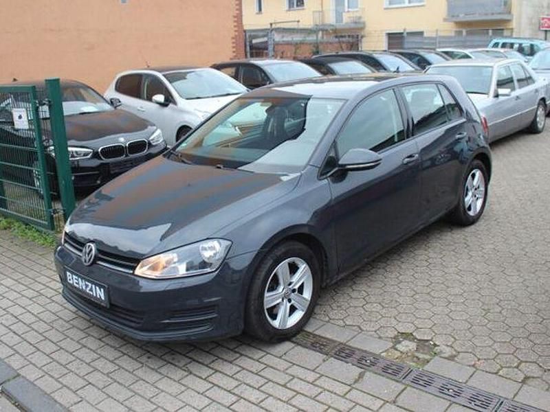 Gebraucht VW Golf VII 140 PS (102 kW) 2014 Uranograu Limousine