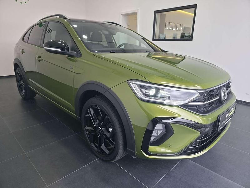 Neu VW Taigo Style 150 PS (110 kW) 2026 Visual green metallic dach in SUV