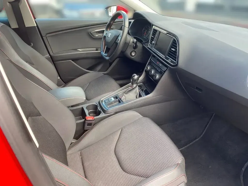 Gebraucht Seat Leon ST FR 131 PS (96 kW) 2019 Rot Kombi