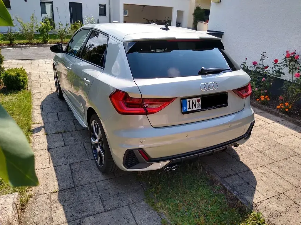 Gebraucht Audi A1 Sportback Sport 207 PS (152 kW) 2025 Blau Kleinwagen