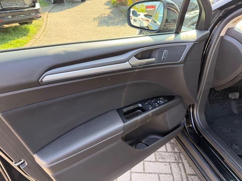 Używany Ford Mondeo Trend 150 KM (110 kW) 2017 Czarny Kombi