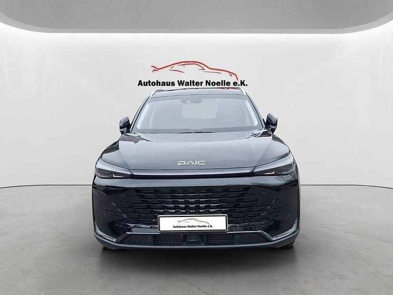 Neu Baic X75 177 PS (130 kW) 2025 Schwarz SUV