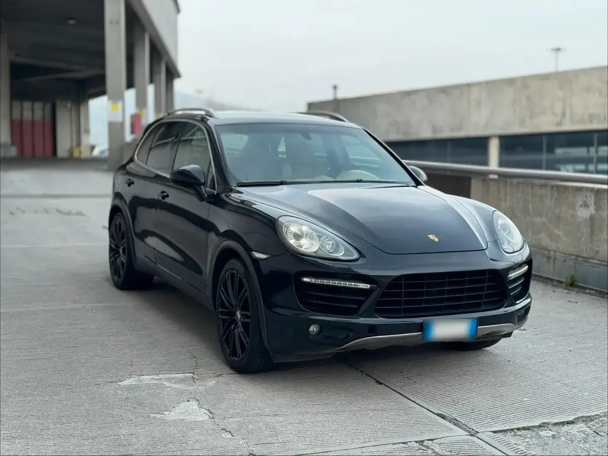Gebraucht Porsche Cayenne Turbo 500 PS (367 kW) 2011 Schwarz SUV
