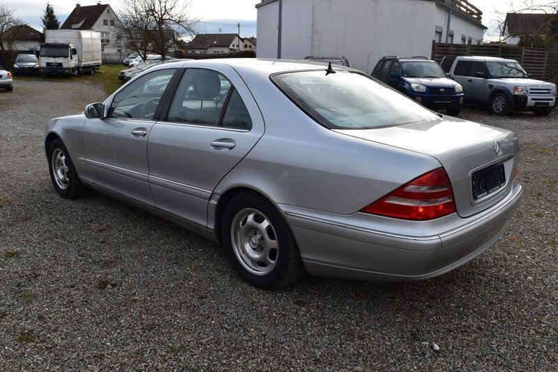 Usata Mercedes S320 224 CV (164 kW) 1999 Argento Berlina