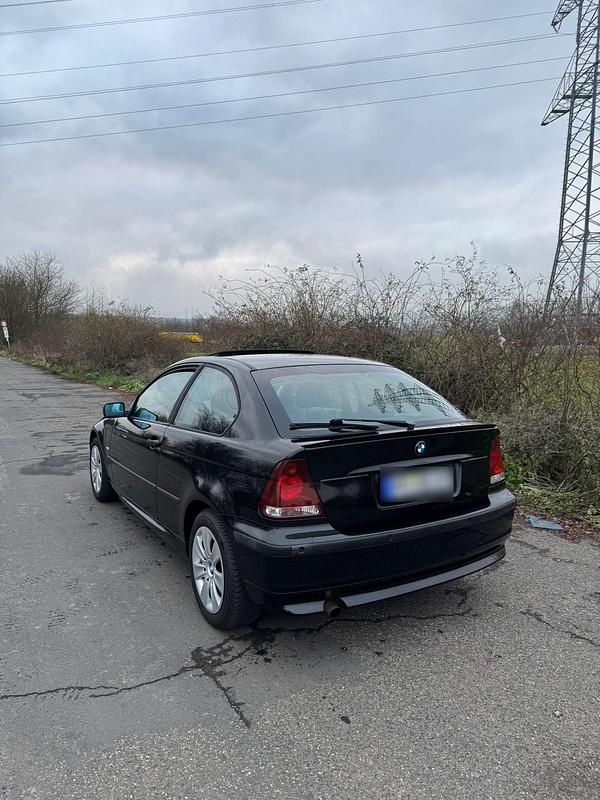 Gebraucht BMW 316 115 PS (84 kW) 2003 Schwarz Coupé