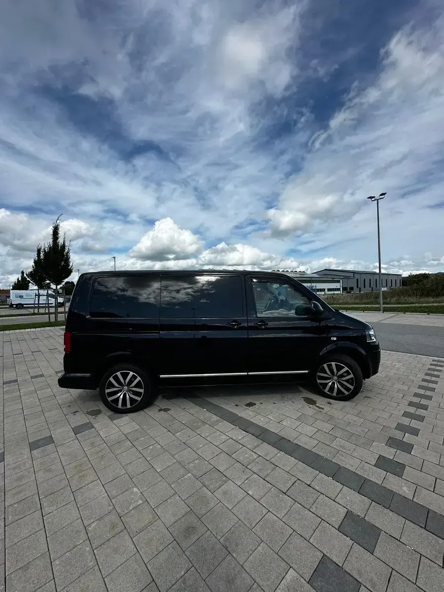 Usata VW Multivan 180 CV (132 kW) 2014 Nero Monovolume