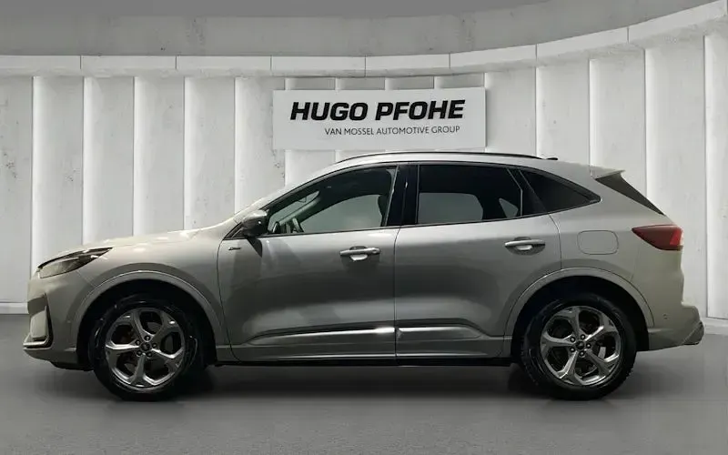 Gebraucht Ford Kuga ST-Line X 180 PS (132 kW) 2024 Silber SUV