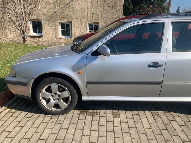 Gebraucht Skoda Octavia 116 PS (85 kW) 2001 Grau Kombi