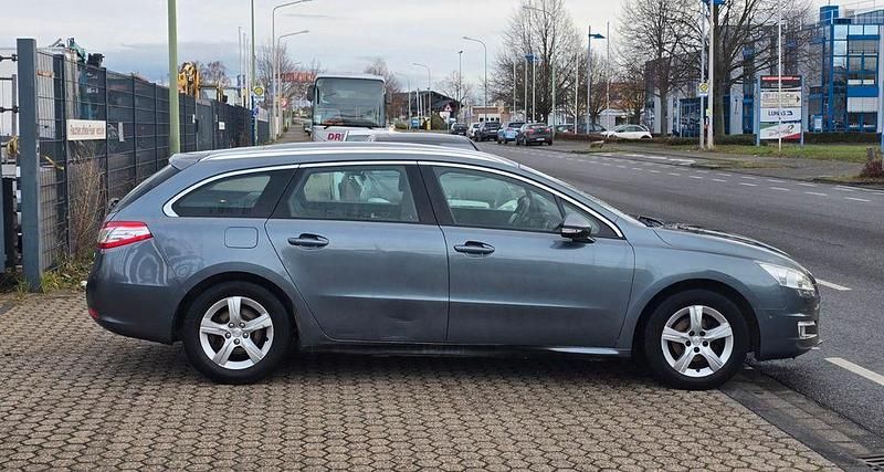 Gebraucht Peugeot 508 SW Active 114 PS (83 kW) 2013 Grau Kombi