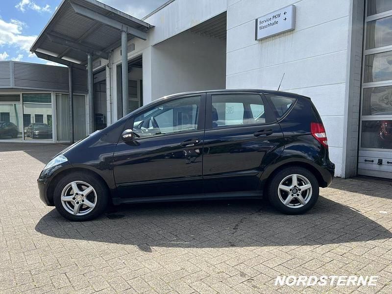 Gebraucht Mercedes A180 82 PS (60 kW) 2006 Schwarz Limousine
