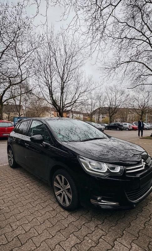 Gebraucht Citroën C4 130 PS (95 kW) 2016 Schwarz Limousine