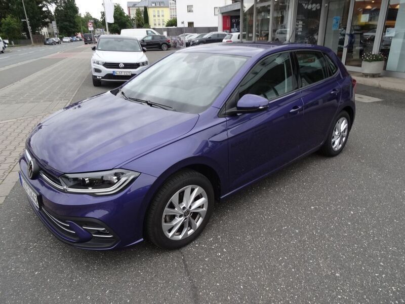 Gebraucht VW Polo Style 110 PS (80 kW) 2023 Violett Limousine