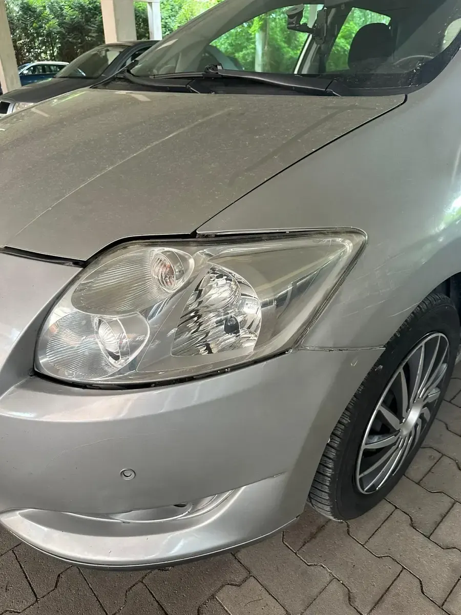 Gebraucht Toyota Auris 134 PS (98 kW) 2009 Grau Kleinwagen