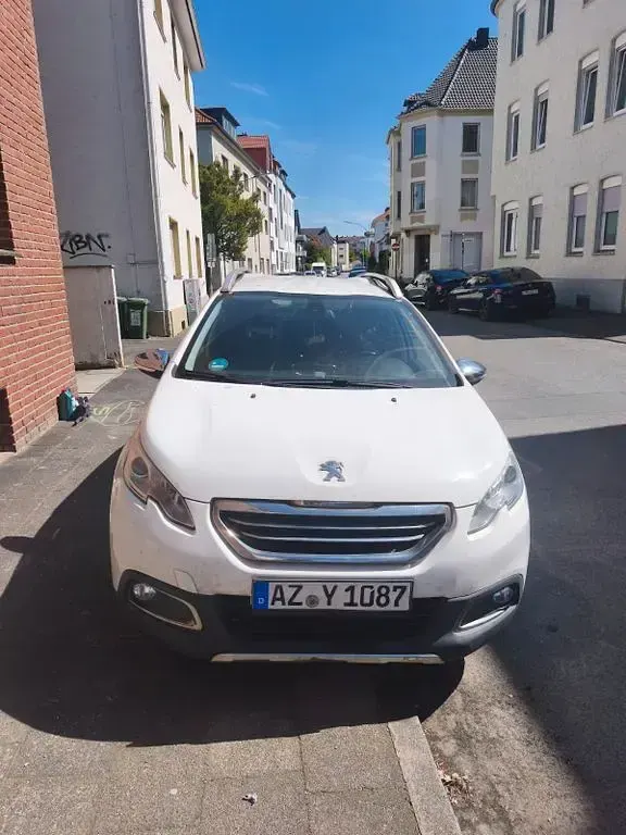 Gebraucht Peugeot 2008 Style 110 PS (80 kW) 2016 Weiß SUV