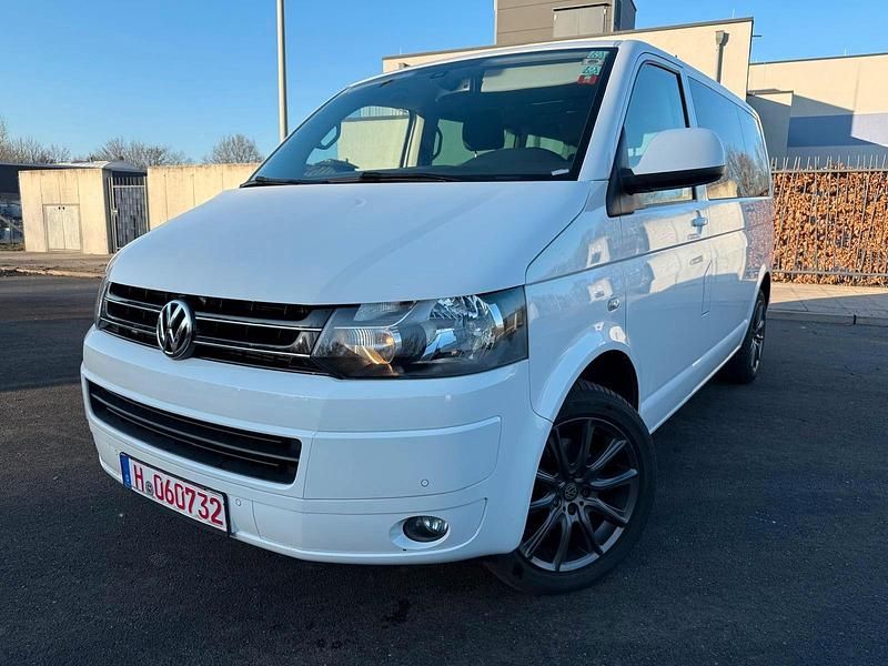 Usado VW Multivan 140 CV (102 kW) 2014 Blanco Monovolumen