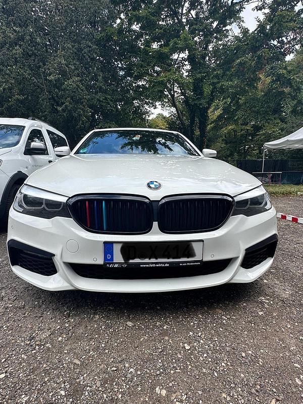 Gebraucht BMW 530 M Sport 2019 Weiß Limousine