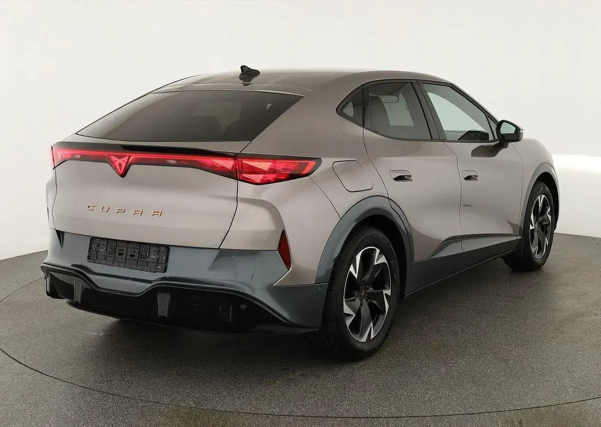 Neu Cupra Tavascan Endurance 210 kW (286 PS) 2026 Atacama desert metallic SUV