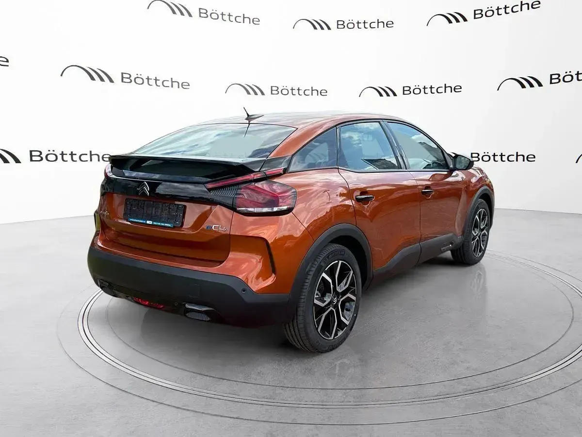Gebraucht Citroën e-C4 Feel 100 kW (136 PS) 2022 Orange Limousine