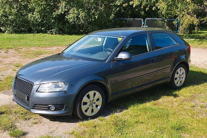 Grau Gebraucht 2008 Audi A3 Coupé | 4.300 € (Guter Preis) - Bild 1/4