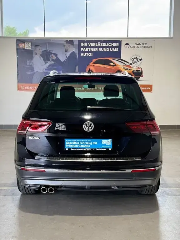 Gebraucht VW Tiguan Highline 150 PS (110 kW) 2018 Schwarz SUV