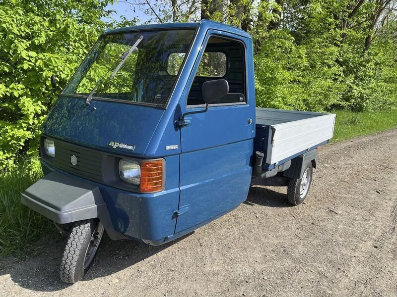 Blau Gebraucht 1994 Piaggio APE TM Kleinwagen | 3.999 € - Bild 1/4