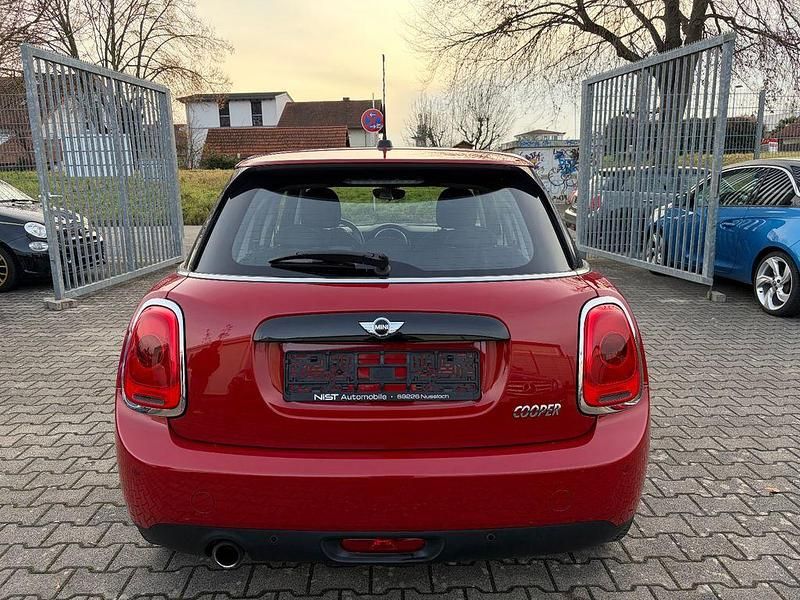 Second-hand Mini Cooper 136 CP (100 kW) 2016 Roșu Hatchback