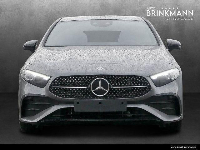 Gebraucht Mercedes A200 AMG line 163 PS (119 kW) 2023