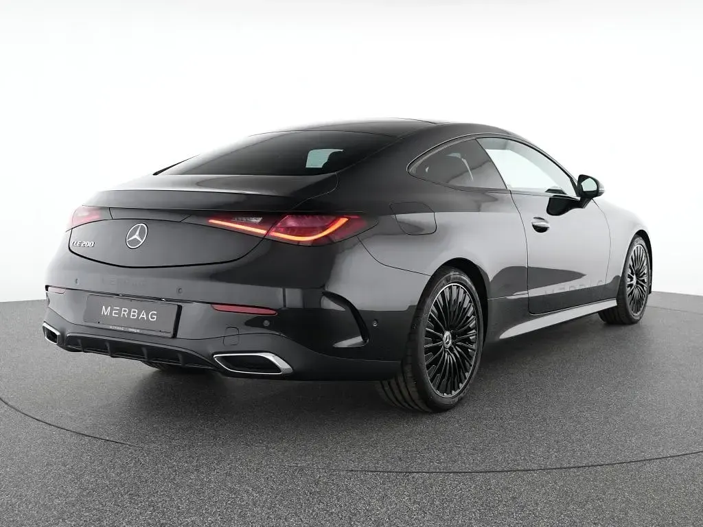 Gebraucht Mercedes CLE200 AMG 204 PS (150 kW) 2025 Schwarz Coupé