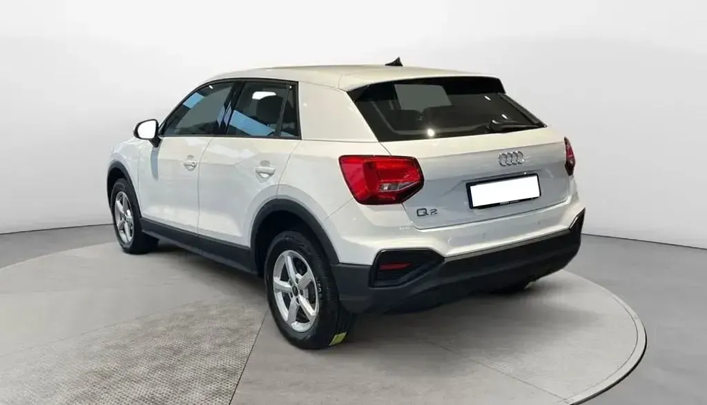 Gebraucht Audi Q2 Sport 116 PS (85 kW) 2024 Weiß SUV