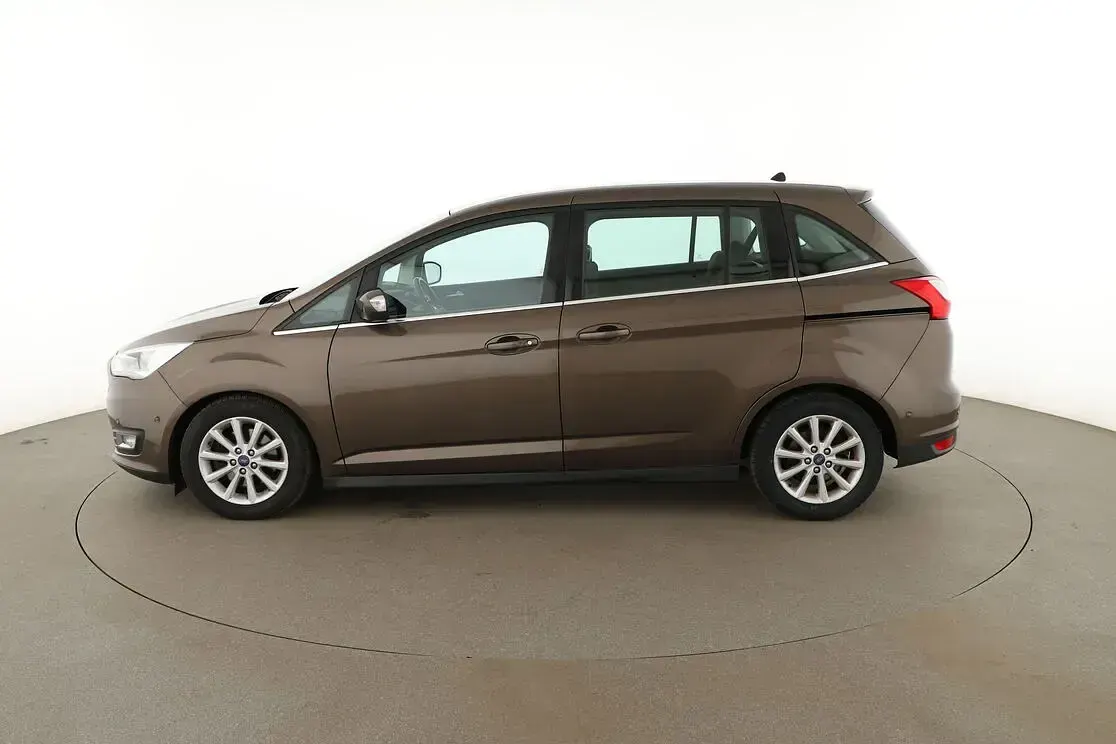 Używany Ford Grand C-Max Titanium 150 KM (110 kW) 2015 Brązowy Minivan