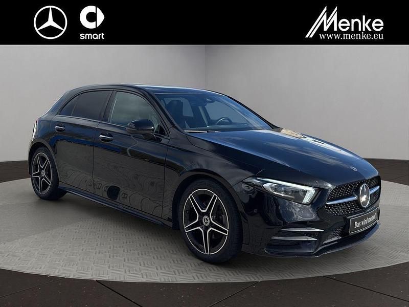 Gebraucht Mercedes A200 AMG 150 PS (110 kW) 2021 Unilack nachtschwarz Limousine