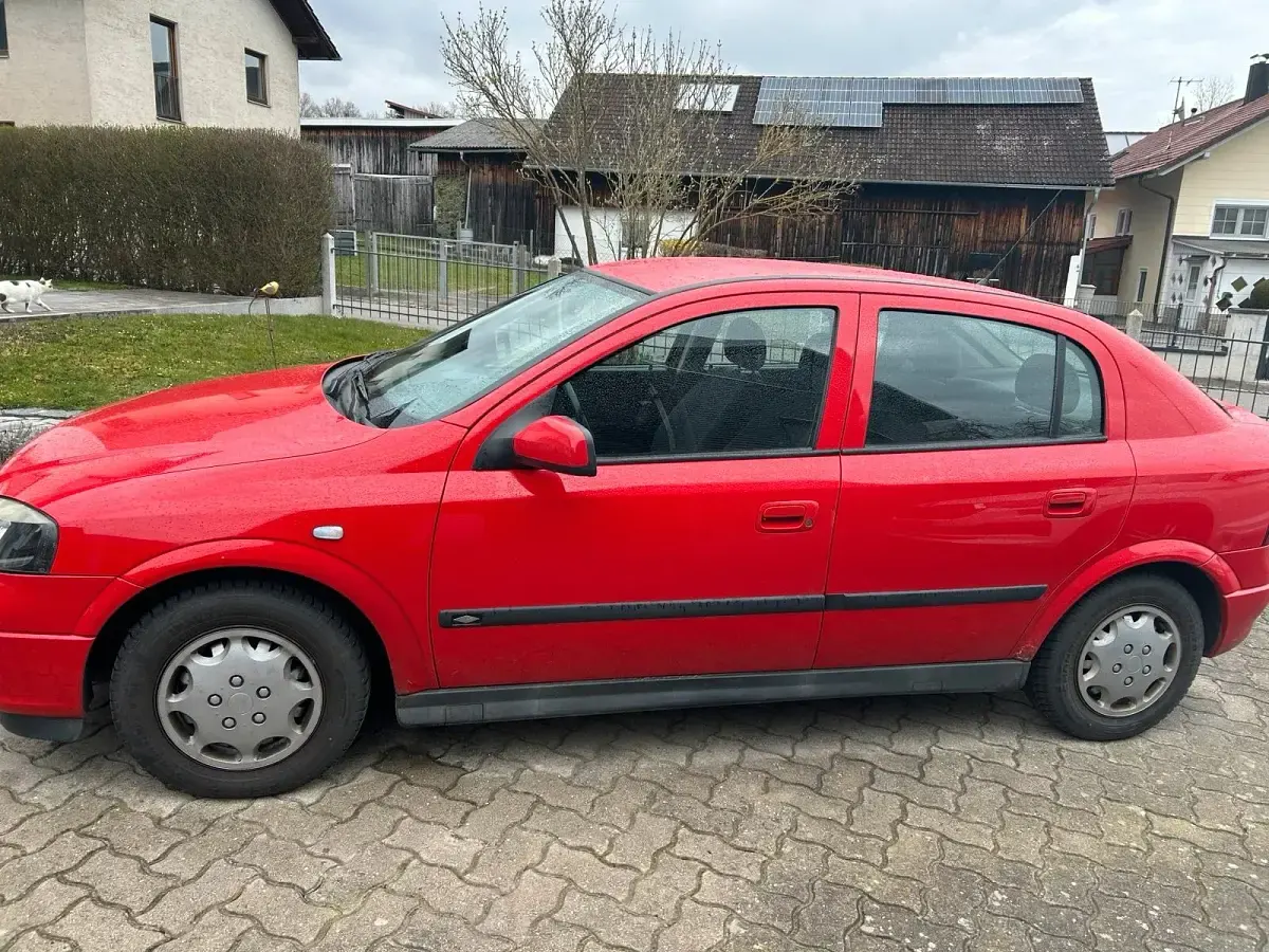 Gebraucht Opel Astra 101 PS (74 kW) 2002 Rot Coupé