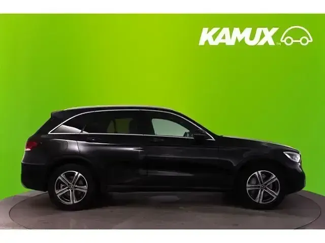 Gebraucht Mercedes GLC200 197 PS (144 kW) 2020 Schwarz SUV