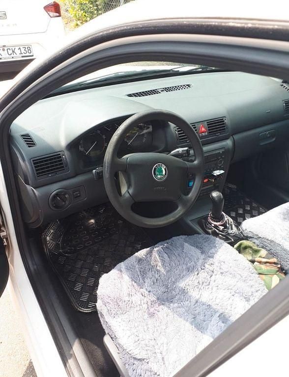 Gebraucht Skoda Octavia Classic 102 PS (75 kW) 2007 Weiß Kombi