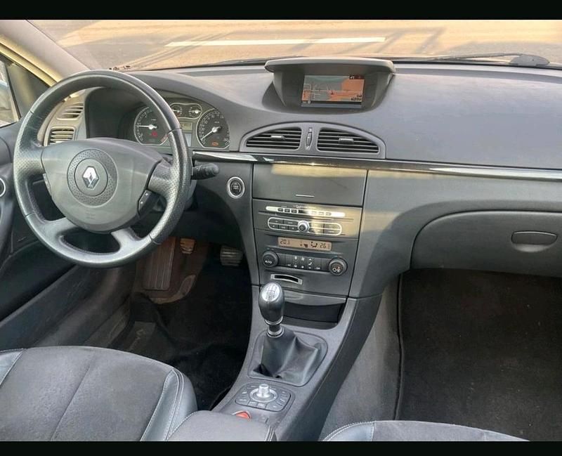 Gebraucht Renault Laguna III 133 PS (97 kW) 2007 Silber Kombi