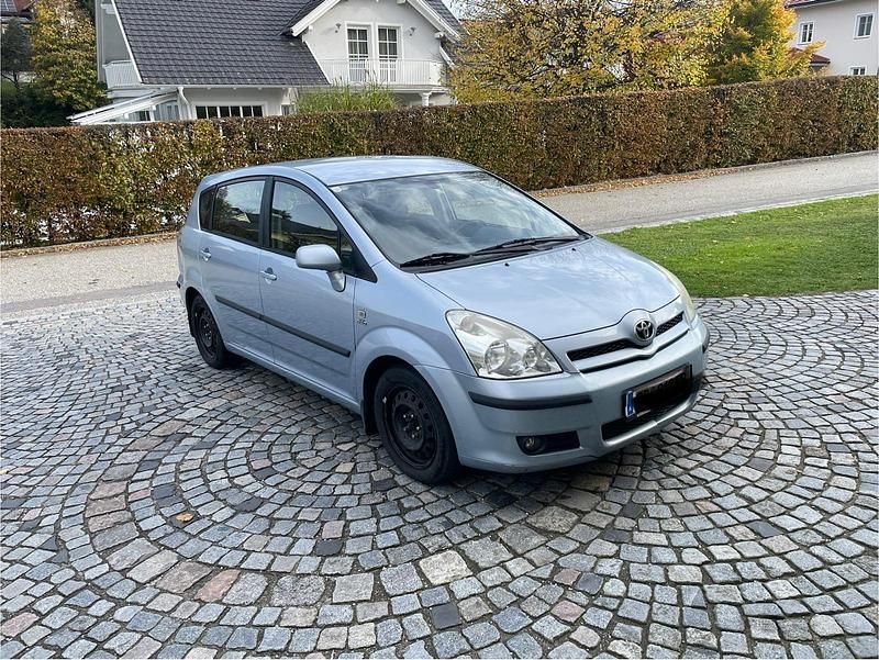 Blau Gebraucht 2005 Toyota Corolla Verso Van / Kleinbus | 2.500 € (Fairer Preis) - Bild 1/4
