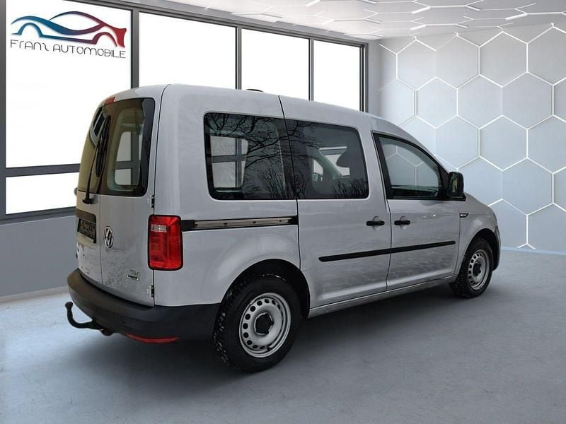 Gebraucht VW Caddy 102 PS (75 kW) 2015 Silber Van / Kleinbus
