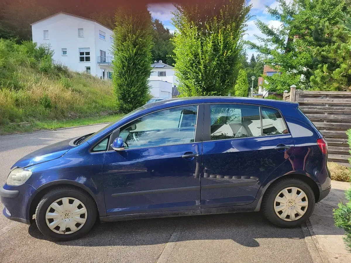 Gebraucht VW Golf Plus Cross 75 PS (55 kW) 2005 Blau Kleinwagen